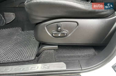 Позашляховик / Кросовер SsangYong Rexton 2014 в 