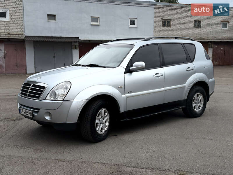 Позашляховик / Кросовер SsangYong Rexton 2008 в 