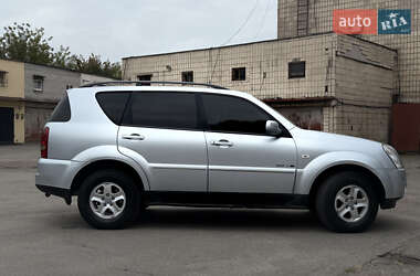 Позашляховик / Кросовер SsangYong Rexton 2008 в 