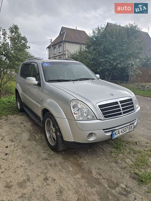 Внедорожник / Кроссовер SsangYong Rexton 2011 в Фастове