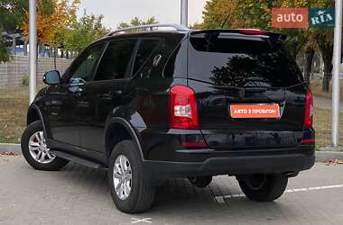 Позашляховик / Кросовер SsangYong Rexton 2012 в 