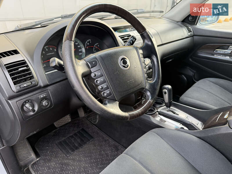 Позашляховик / Кросовер SsangYong Rexton 2008 в Києві