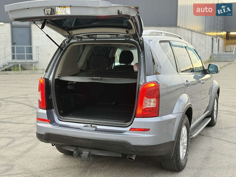 Внедорожник / Кроссовер SsangYong Rexton 2012 в Киеве