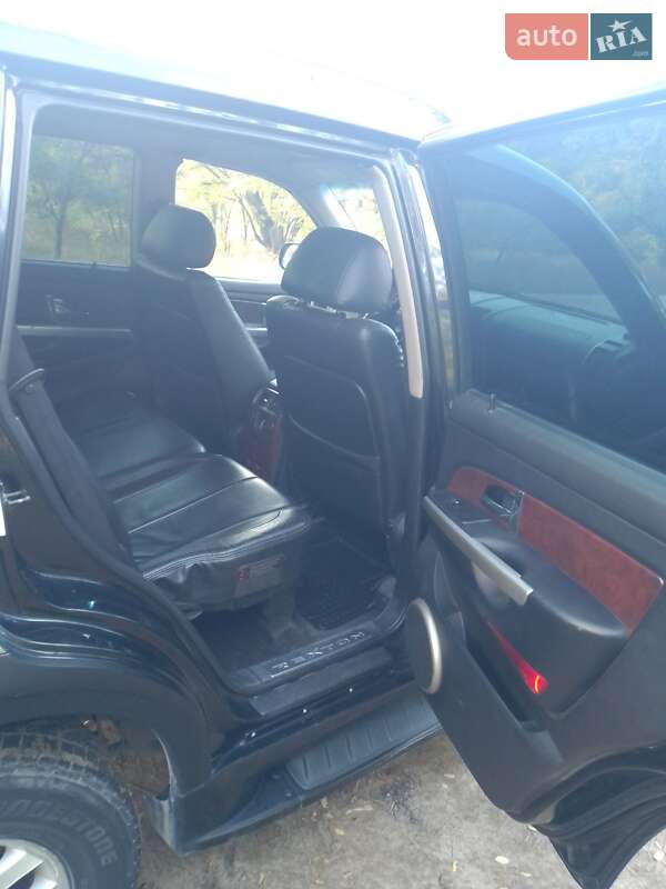 Внедорожник / Кроссовер SsangYong Rexton 2006 в Днепре