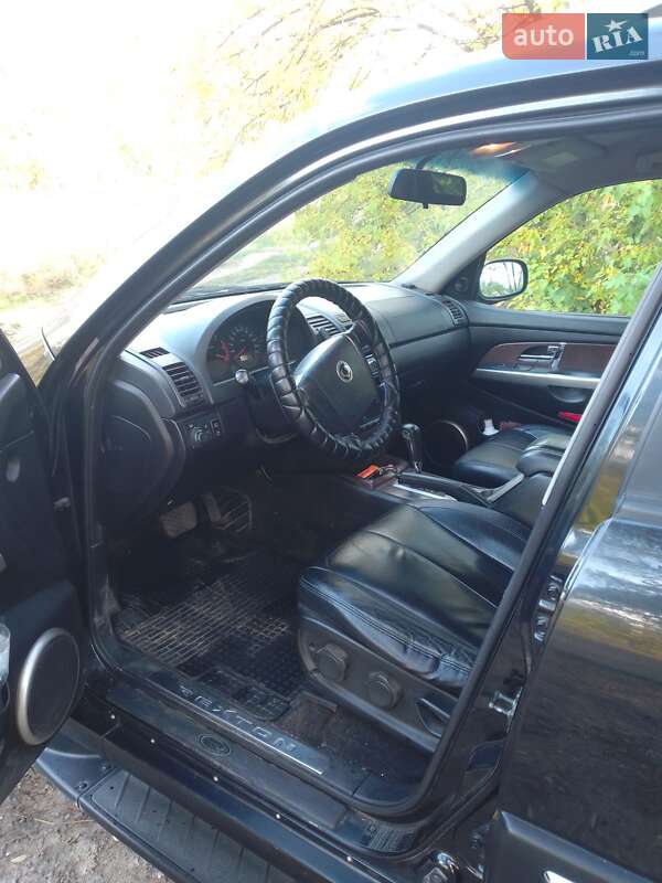 Внедорожник / Кроссовер SsangYong Rexton 2006 в Днепре