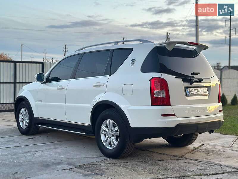 Внедорожник / Кроссовер SsangYong Rexton 2012 в Черкассах