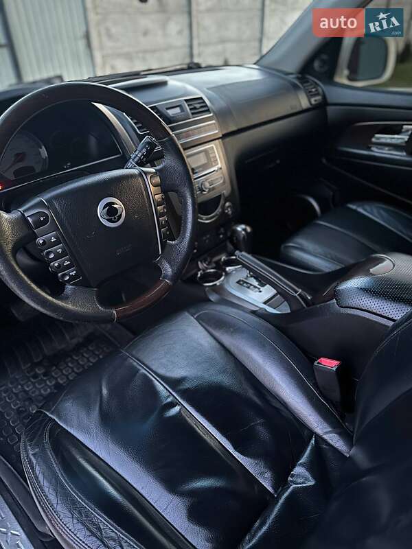 Внедорожник / Кроссовер SsangYong Rexton 2012 в Черкассах
