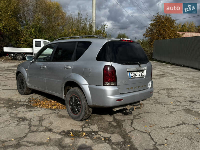 Внедорожник / Кроссовер SsangYong Rexton 2005 в Житомире