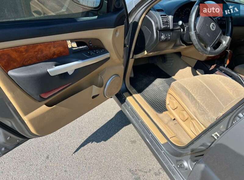 Внедорожник / Кроссовер SsangYong Rexton 2003 в Александровке