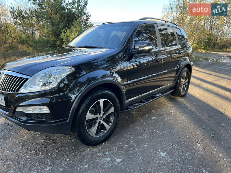 Внедорожник / Кроссовер SsangYong Rexton 2016 в Житомире фото 2 Внедорожник / Кроссовер SsangYong Rexton 2016 в Житомире