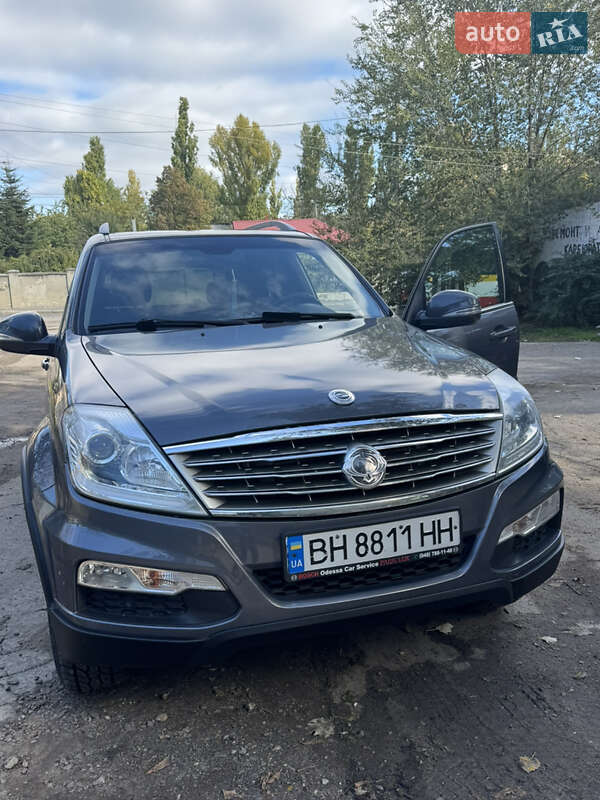 Внедорожник / Кроссовер SsangYong Rexton 2016 в Одессе фото 3 Внедорожник / Кроссовер SsangYong Rexton 2016 в Одессе