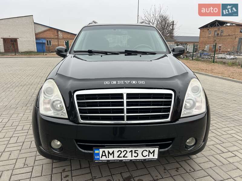 Позашляховик / Кросовер SsangYong Rexton 2010 в Житомирі