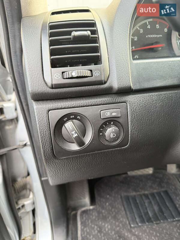 Позашляховик / Кросовер SsangYong Rexton 2008 в Києві фото 20 Позашляховик / Кросовер SsangYong Rexton 2008 в Києві