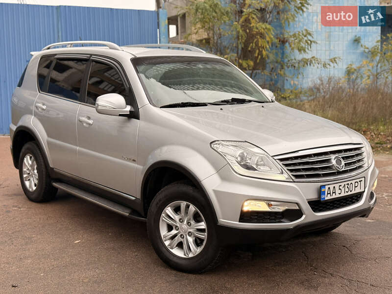 Внедорожник / Кроссовер SsangYong Rexton 2013 в Киеве