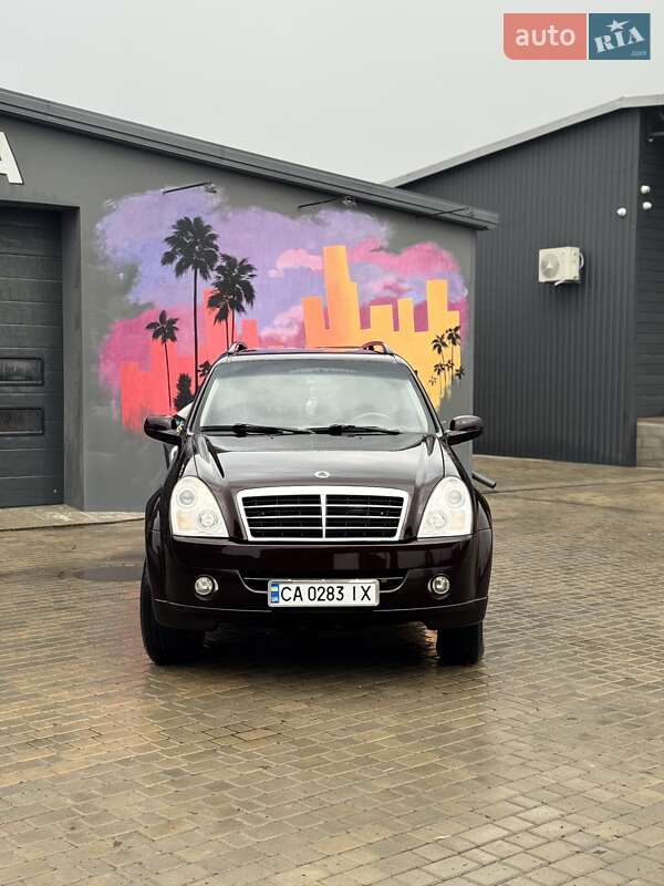 Позашляховик / Кросовер SsangYong Rexton 2008 в Звенигородці