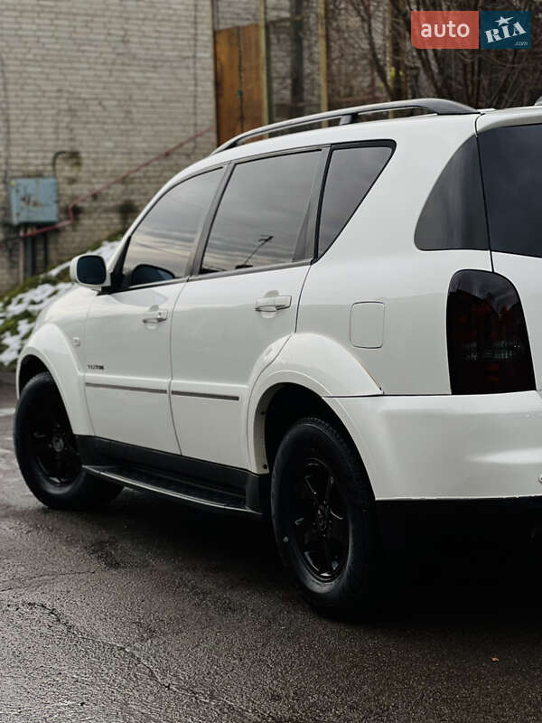 Внедорожник / Кроссовер SsangYong Rexton 2008 в Львове