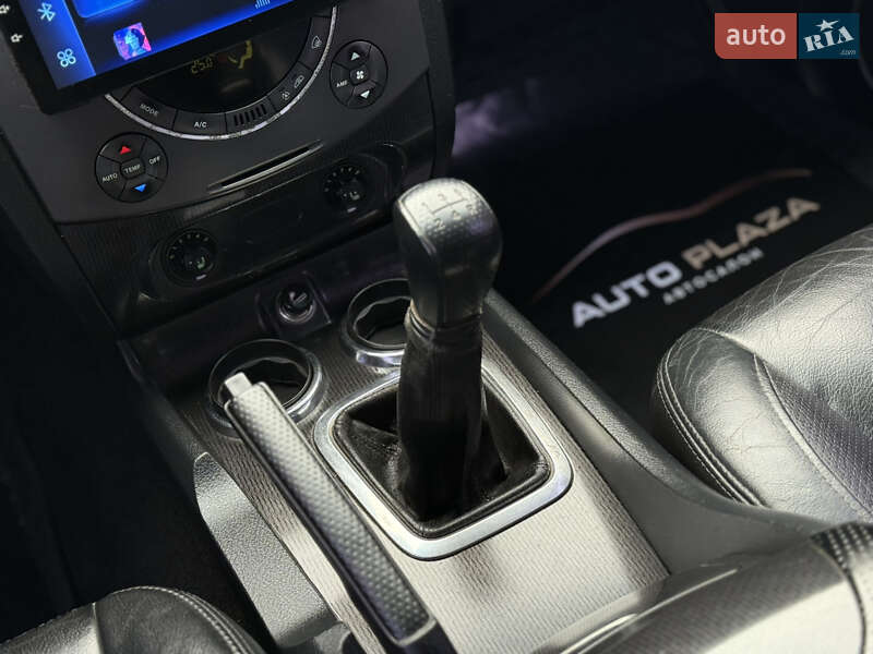 Внедорожник / Кроссовер SsangYong Rexton 2011 в Одессе