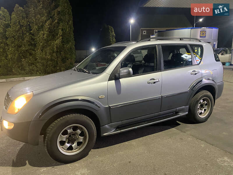 Внедорожник / Кроссовер SsangYong Rexton 2005 в Киеве фото 3 Внедорожник / Кроссовер SsangYong Rexton 2005 в Киеве