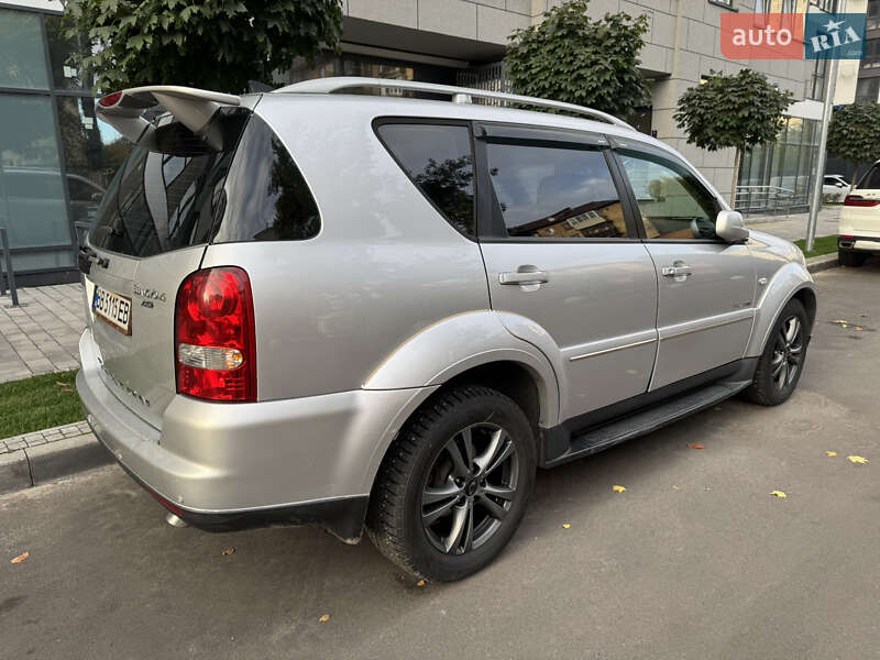 Позашляховик / Кросовер SsangYong Rexton 2011 в Києві