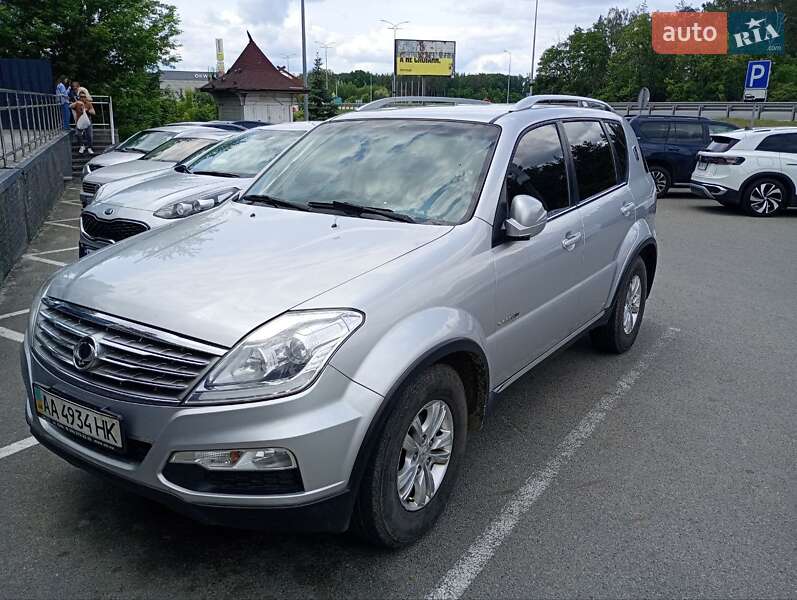 Внедорожник / Кроссовер SsangYong Rexton 2012 в Киеве фото 2 Внедорожник / Кроссовер SsangYong Rexton 2012 в Киеве