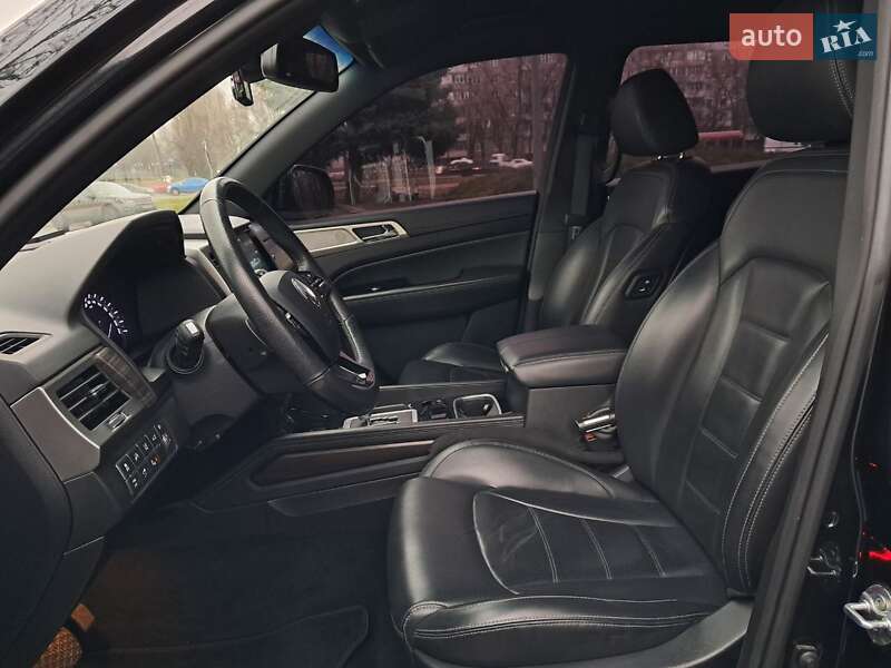 Внедорожник / Кроссовер SsangYong Rexton 2019 в Черкассах