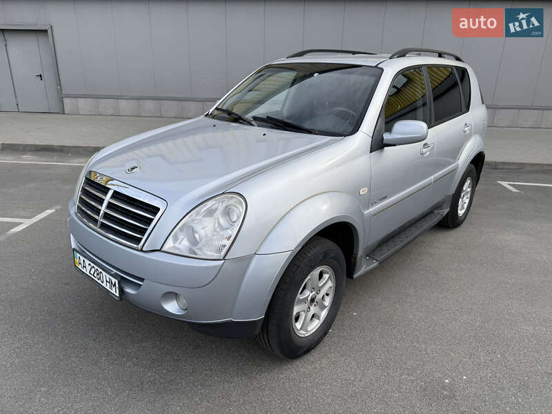 Внедорожник / Кроссовер SsangYong Rexton 2008 в Киеве фото 3 Внедорожник / Кроссовер SsangYong Rexton 2008 в Киеве