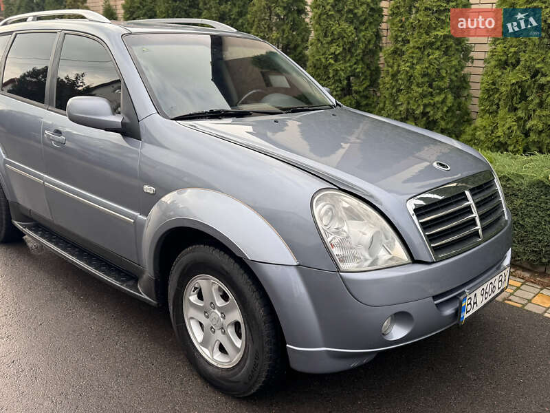 Внедорожник / Кроссовер SsangYong Rexton 2011 в Одессе