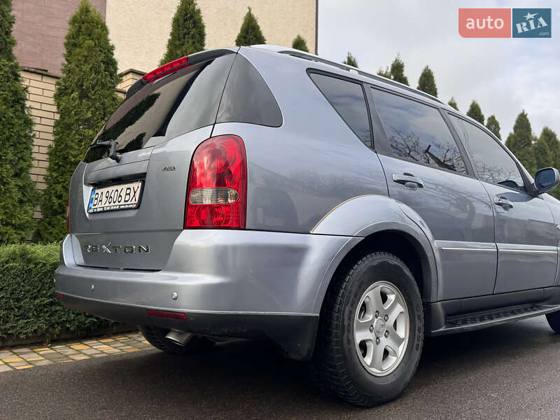 Внедорожник / Кроссовер SsangYong Rexton 2011 в Одессе