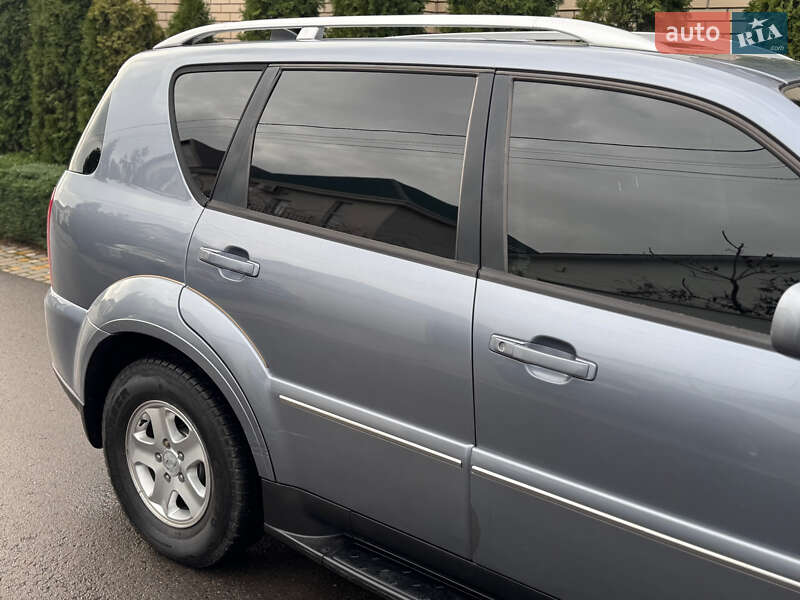 Внедорожник / Кроссовер SsangYong Rexton 2011 в Одессе