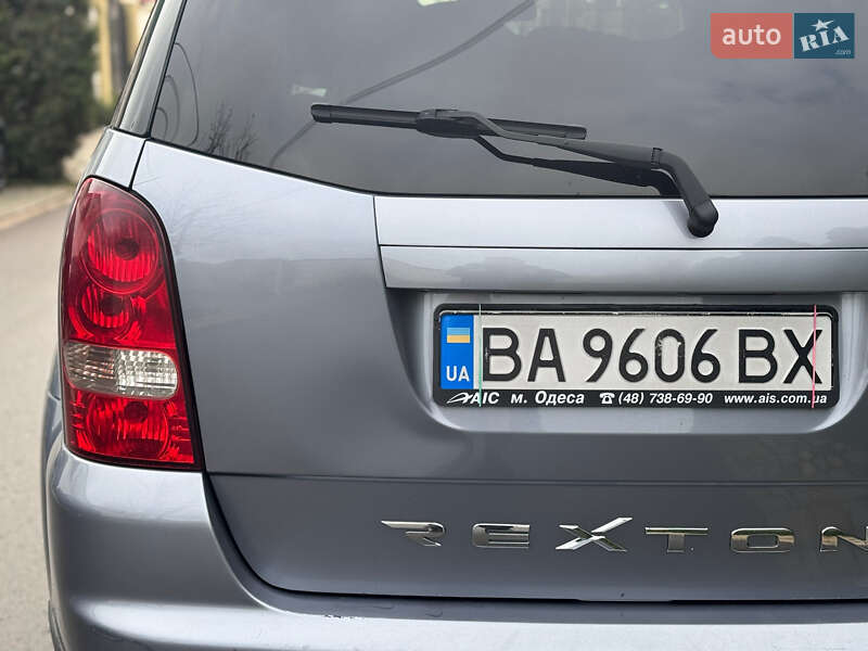 Внедорожник / Кроссовер SsangYong Rexton 2011 в Одессе