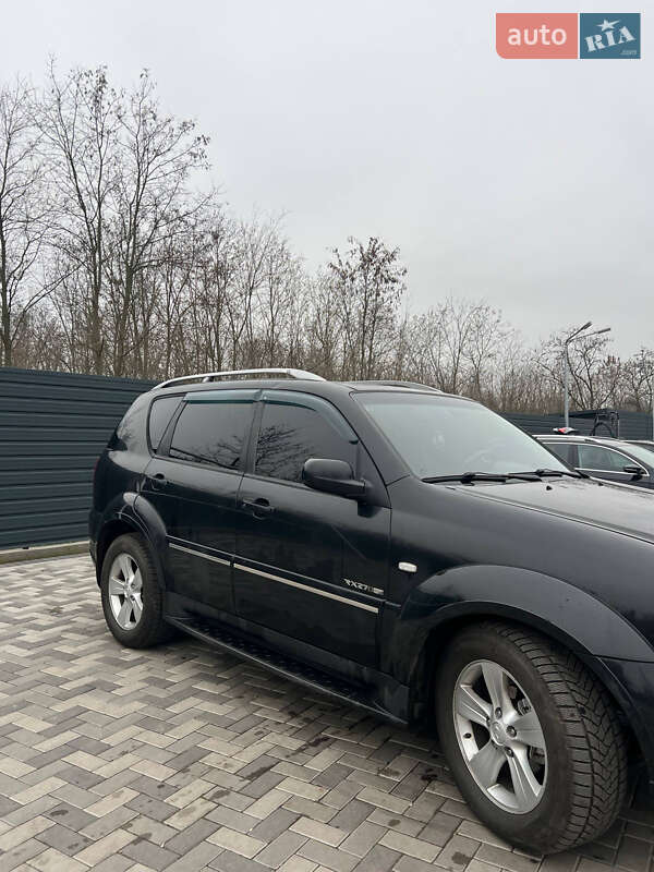 Внедорожник / Кроссовер SsangYong Rexton 2009 в Каневе