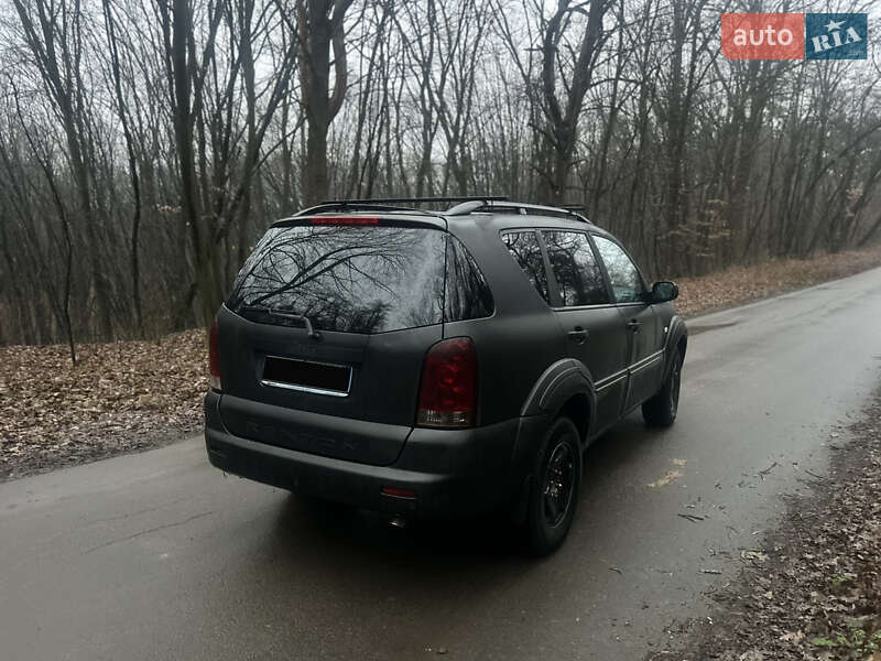 Внедорожник / Кроссовер SsangYong Rexton 2006 в Киеве