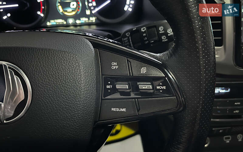 Внедорожник / Кроссовер SsangYong Rexton 2017 в Шептицькому