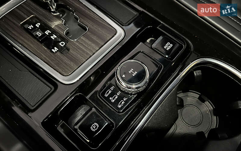 Внедорожник / Кроссовер SsangYong Rexton 2017 в Шептицькому