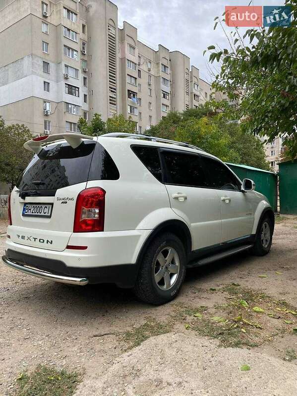 Позашляховик / Кросовер SsangYong Rexton 2013 в Одесі
