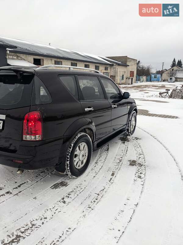 Позашляховик / Кросовер SsangYong Rexton 2004 в Києві фото 4 Позашляховик / Кросовер SsangYong Rexton 2004 в Києві