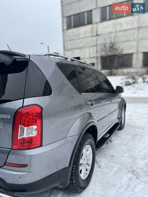 Внедорожник / Кроссовер SsangYong Rexton 2014 в Киеве