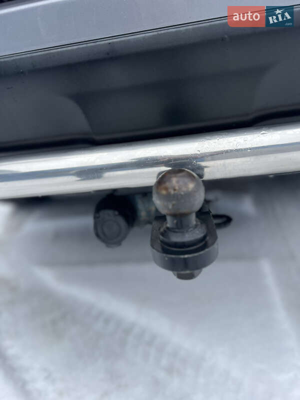 Внедорожник / Кроссовер SsangYong Rexton 2014 в Киеве