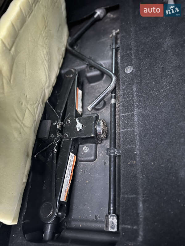 Внедорожник / Кроссовер SsangYong Rexton 2014 в Киеве