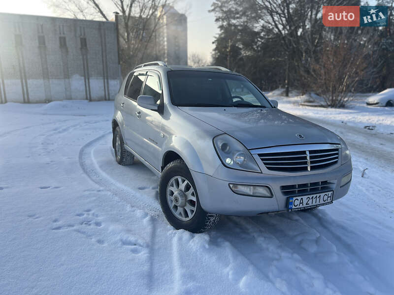 Позашляховик / Кросовер SsangYong Rexton 2005 в Києві