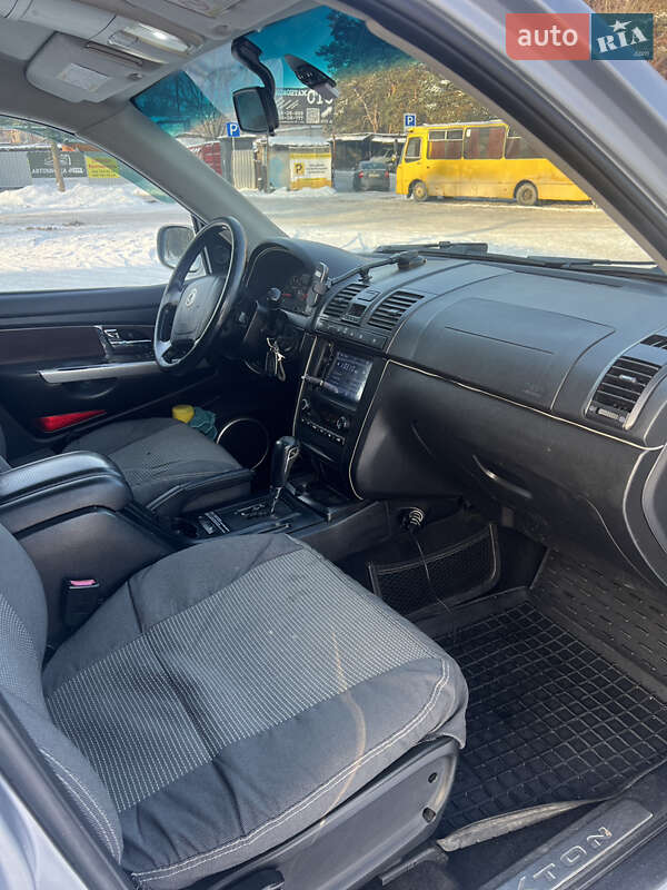 Позашляховик / Кросовер SsangYong Rexton 2005 в Києві