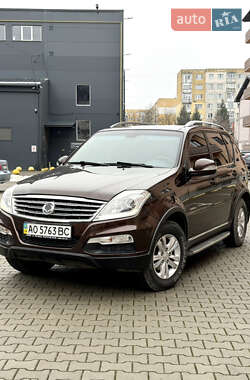 Внедорожник / Кроссовер SsangYong Rexton 2012 в Ужгороде