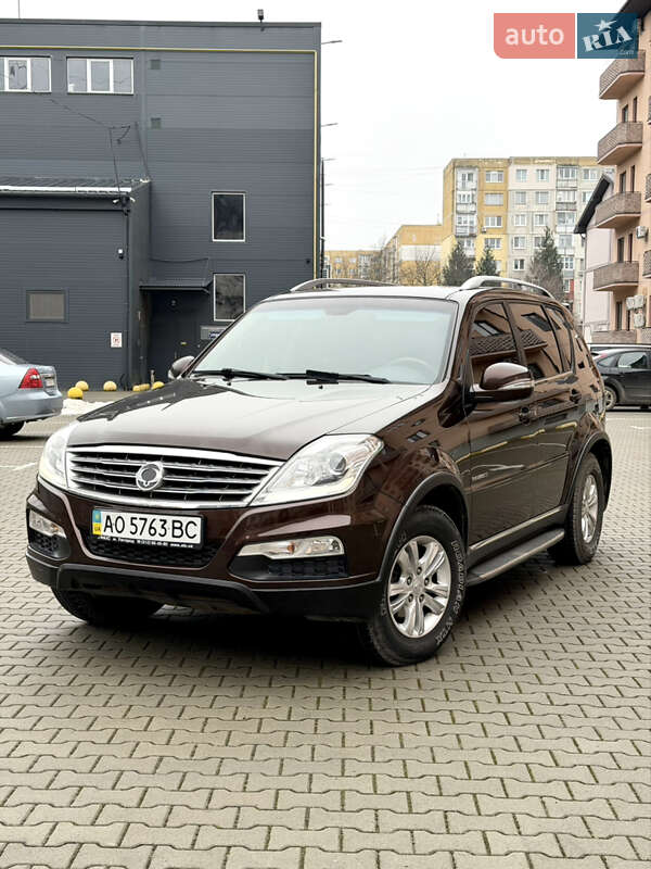 SsangYong Rexton 2012