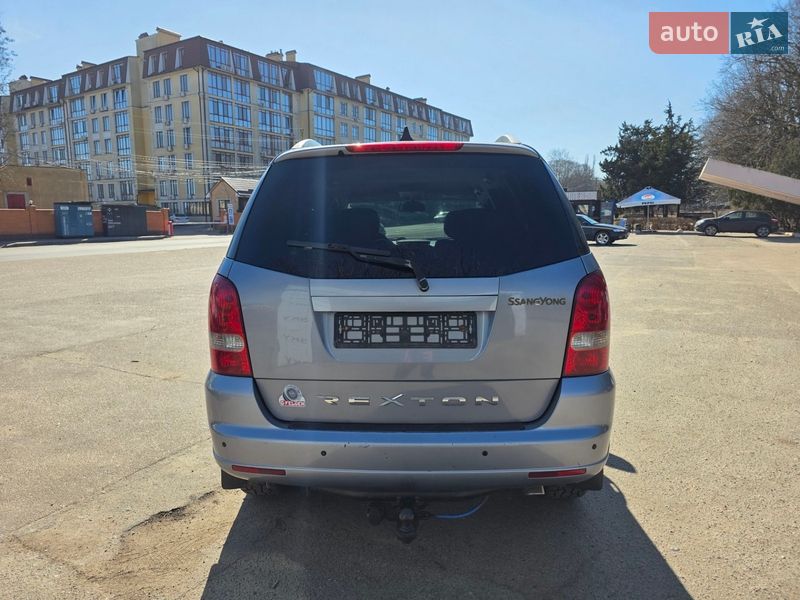 Внедорожник / Кроссовер SsangYong Rexton 2011 в Одессе