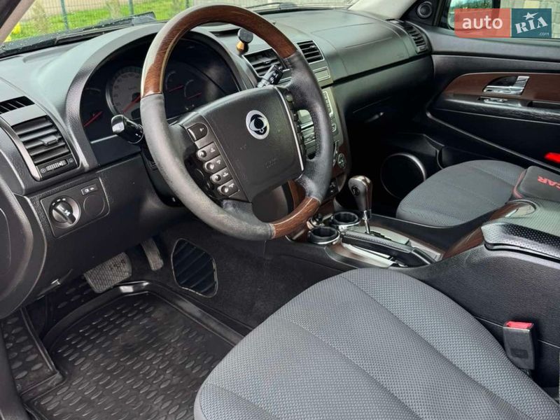 Внедорожник / Кроссовер SsangYong Rexton 2012 в Южном