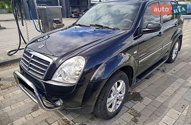 Позашляховик / Кросовер SsangYong Rexton 2011 в Львові