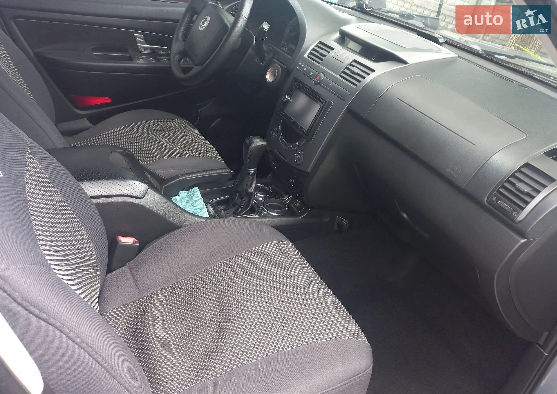 2012 SsangYong Rexton - мініатюра 7