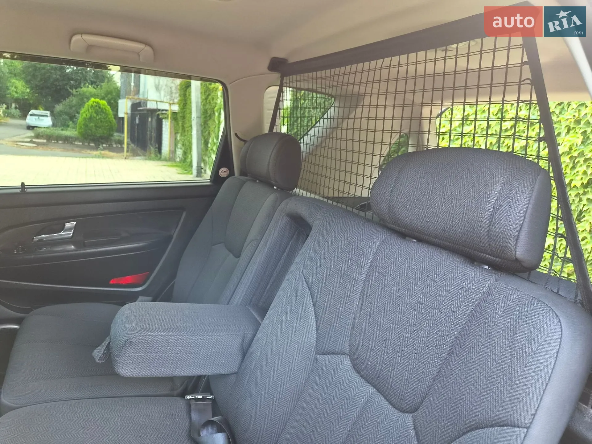 2012 SsangYong Rexton - мініатюра 38