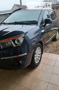 Минивэн SsangYong Rodius 2015 в 