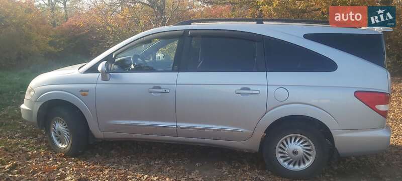 Минивэн SsangYong Rodius 2006 в Одессе